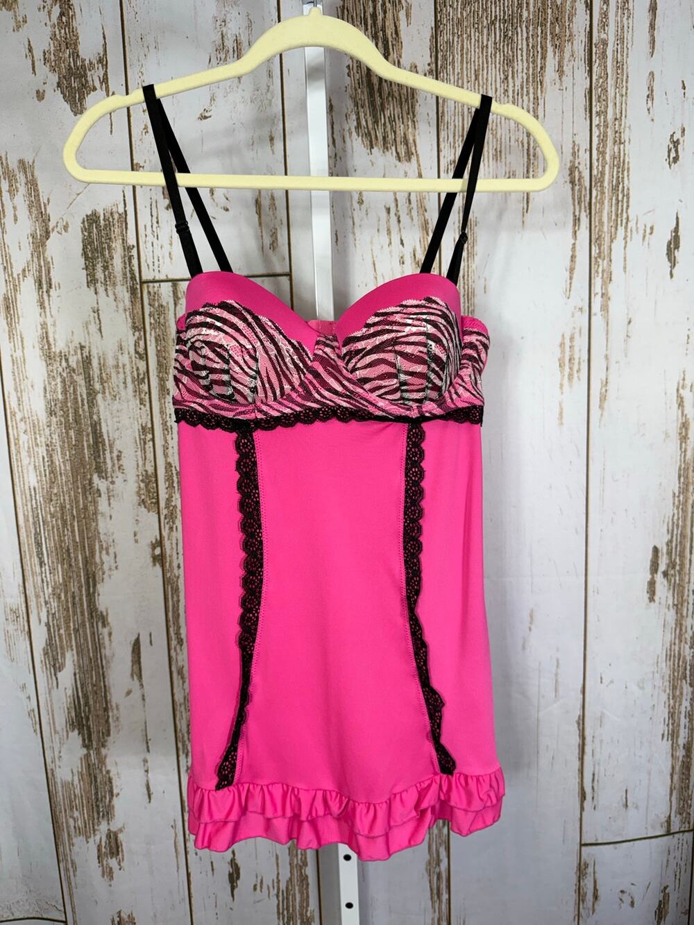 Rampage Intimates, Sexy Teddy, Pink. Size Large. Excellent condition!
